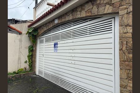 Casa à venda com 185m², 3 quartos e 2 vagasFachada 