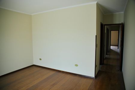 Casa à venda com 185m², 3 quartos e 2 vagasSuíte 