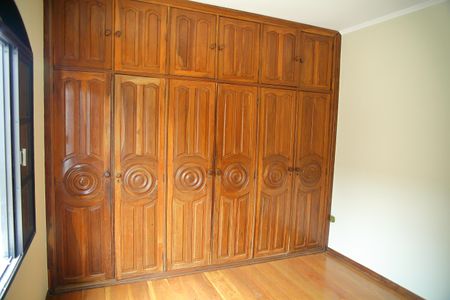 Casa à venda com 185m², 3 quartos e 2 vagasQuarto 3 