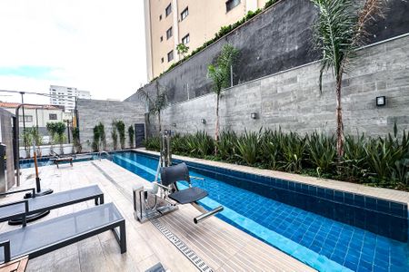 Apartamento para alugar com 38m², 2 quartos e sem vaga Apartamento para alugar com 38m², 2 quartos e sem vagaPiscina