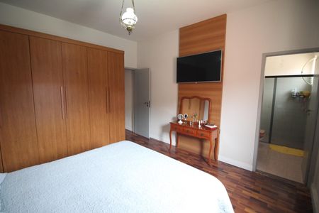 Casa à venda com 280m², 3 quartos e 4 vagasQuarto 2