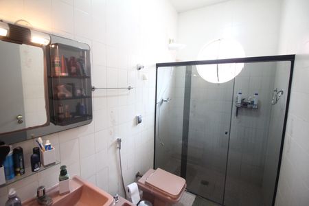 Casa à venda com 280m², 3 quartos e 4 vagasBanheiro