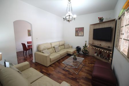 Sala de casa à venda com 3 quartos, 280m² em Eldorado, Contagem