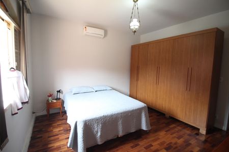 Casa à venda com 280m², 3 quartos e 4 vagasQuarto 2