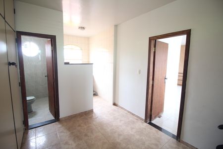 Casa à venda com 280m², 3 quartos e 4 vagasCozinha 2