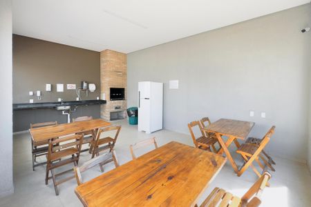 Apartamento para alugar com 48m², 2 quartos e 1 vaga Apartamento para alugar com 48m², 2 quartos e 1 vagaÁrea comum - Churrasqueira