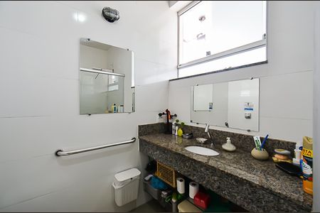 Apartamento à venda com 241m², 4 quartos e 2 vagasBanheiro Suíte