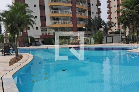 Apartamento à venda com 165m², 4 quartos e 3 vagas Apartamento à venda com 165m², 4 quartos e 3 vagasÁrea comum - Piscina