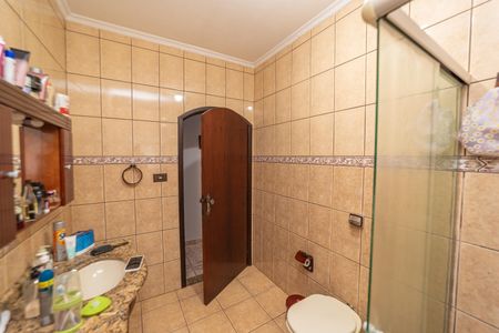 Casa à venda com 400m², 6 quartos e 4 vagasBanheiro Social 2