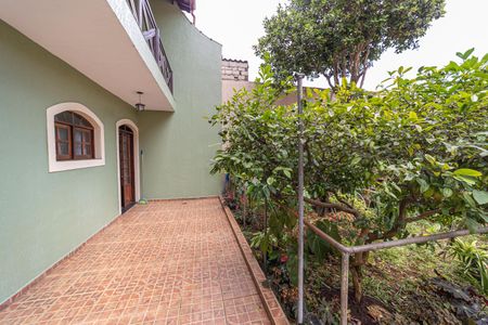 Casa à venda com 400m², 6 quartos e 4 vagasCasa 2