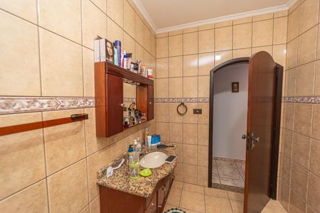 Casa à venda com 400m², 6 quartos e 4 vagasBanheiro Social 2