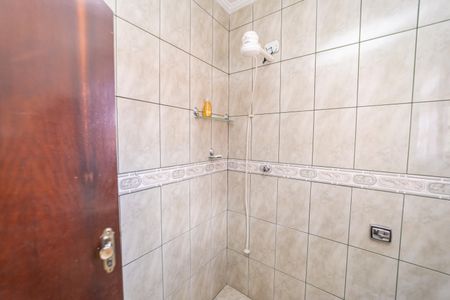 Casa à venda com 400m², 6 quartos e 4 vagasBanheiro do Quarto 4
