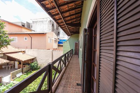 Casa à venda com 400m², 6 quartos e 4 vagasVaranda