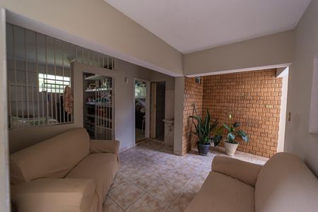 Casa à venda com 400m², 6 quartos e 4 vagasÁrea de Serviço