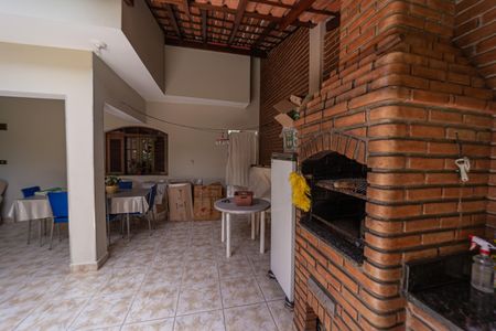 Casa à venda com 400m², 6 quartos e 4 vagasÁrea gourmet