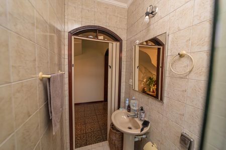 Casa à venda com 400m², 6 quartos e 4 vagasBanheiro Social