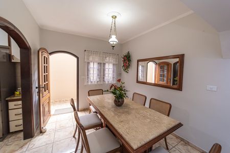 Casa à venda com 400m², 6 quartos e 4 vagasSala de Jantar