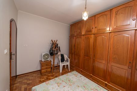 Casa à venda com 400m², 6 quartos e 4 vagasQuarto 1