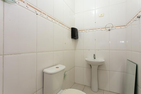 Casa para alugar com 100m², 3 quartos e 1 vaga Casa para alugar com 100m², 3 quartos e 1 vagaBanheiro da Suíte 2