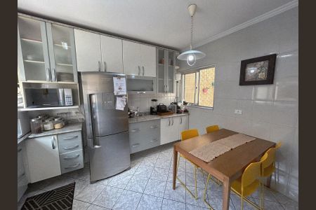 Casa à venda com 210m², 3 quartos e 6 vagas