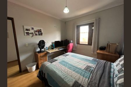 Casa à venda com 210m², 3 quartos e 6 vagas