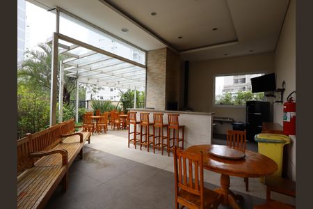 Apartamento para alugar com 96m², 2 quartos e 2 vagasÁrea comum - Churrasqueira