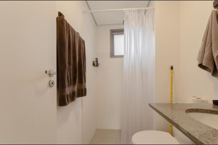 Banheiro de apartamento para alugar com 1 quarto, 28m² em Liberdade, São Paulo