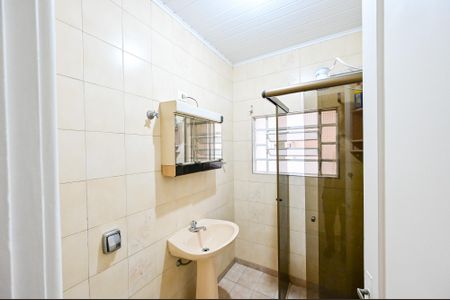 Casa para alugar com 150m², 3 quartos e 1 vaga Casa para alugar com 150m², 3 quartos e 1 vagaBanheiro Social 2