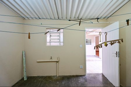 Casa para alugar com 150m², 3 quartos e 1 vaga Casa para alugar com 150m², 3 quartos e 1 vagaQuarto de Serviço