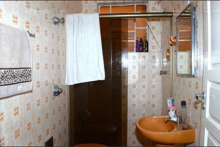 Casa para alugar com 180m², 4 quartos e 3 vagasBanheiro 