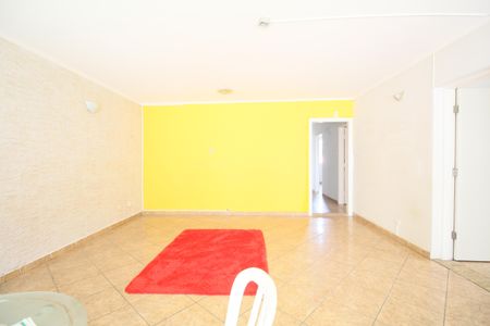 Casa à venda com 3 quartos, 234m² em Vila Andrade, São Paulo