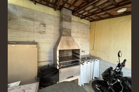 Casa à venda com 55m², 2 quartos e sem vagaÁrea comum - Churrasqueira