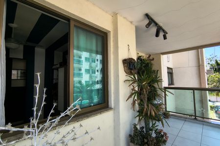 Apartamento para alugar com 69m², 2 quartos e 1 vagaVaranda