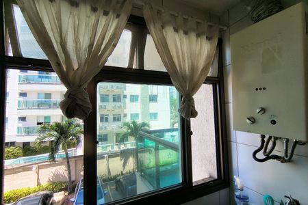 Apartamento para alugar com 69m², 2 quartos e 1 vagaÁrea de Serviço