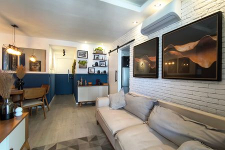 Apartamento para alugar com 69m², 2 quartos e 1 vagaSala