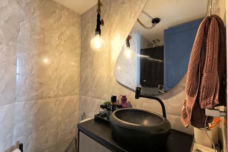 Apartamento para alugar com 69m², 2 quartos e 1 vagaBanheiro Social