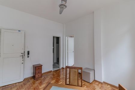 Apartamento à venda com 40m², 1 quarto e sem vagaSala
