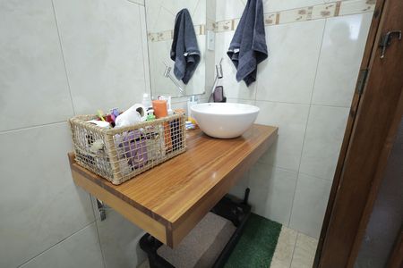 Casa à venda com 178m², 3 quartos e 2 vagasBanheiro Quarto Suíte 1