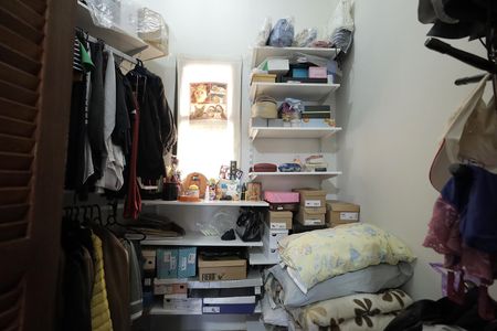Casa à venda com 178m², 3 quartos e 2 vagasCloset Quarto Suíte 1