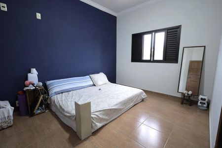 Casa à venda com 178m², 3 quartos e 2 vagasQuarto Suíte 1