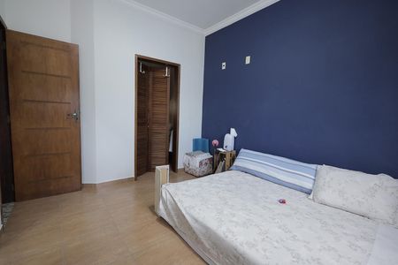 Casa à venda com 178m², 3 quartos e 2 vagasQuarto Suíte 1