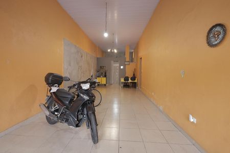 Casa à venda com 178m², 3 quartos e 2 vagasGaragem