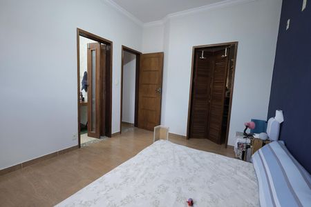 Casa à venda com 178m², 3 quartos e 2 vagasQuarto Suíte 1