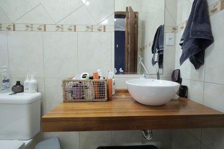 Casa à venda com 178m², 3 quartos e 2 vagasBanheiro Quarto Suíte 1