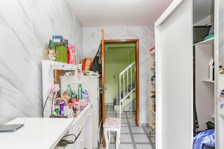 Casa à venda com 176m², 5 quartos e 3 vagasQuarto 3