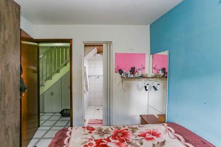 Casa à venda com 176m², 5 quartos e 3 vagasQuarto 2