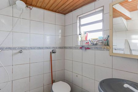 Casa à venda com 176m², 5 quartos e 3 vagasBanheiro 2