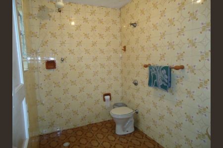 Banheiro de casa à venda com 3 quartos, 153m² em Vila Conde do Pinhal, São Paulo