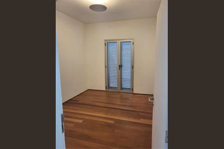 Casa à venda com 3 quartos, 345m² em Água Branca, São Paulo