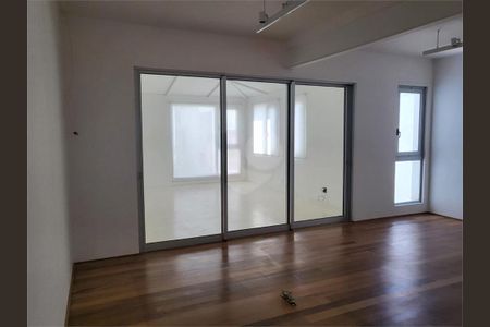 Casa à venda com 3 quartos, 345m² em Água Branca, São Paulo